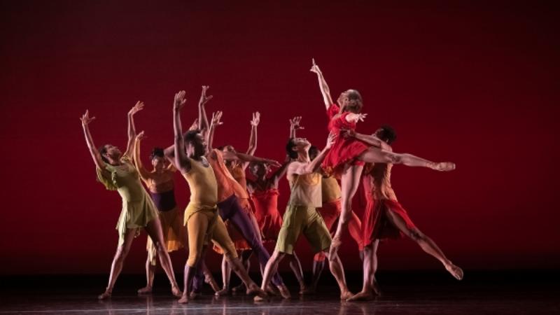 A Sensualidade nas Performances de Dança-Teatro